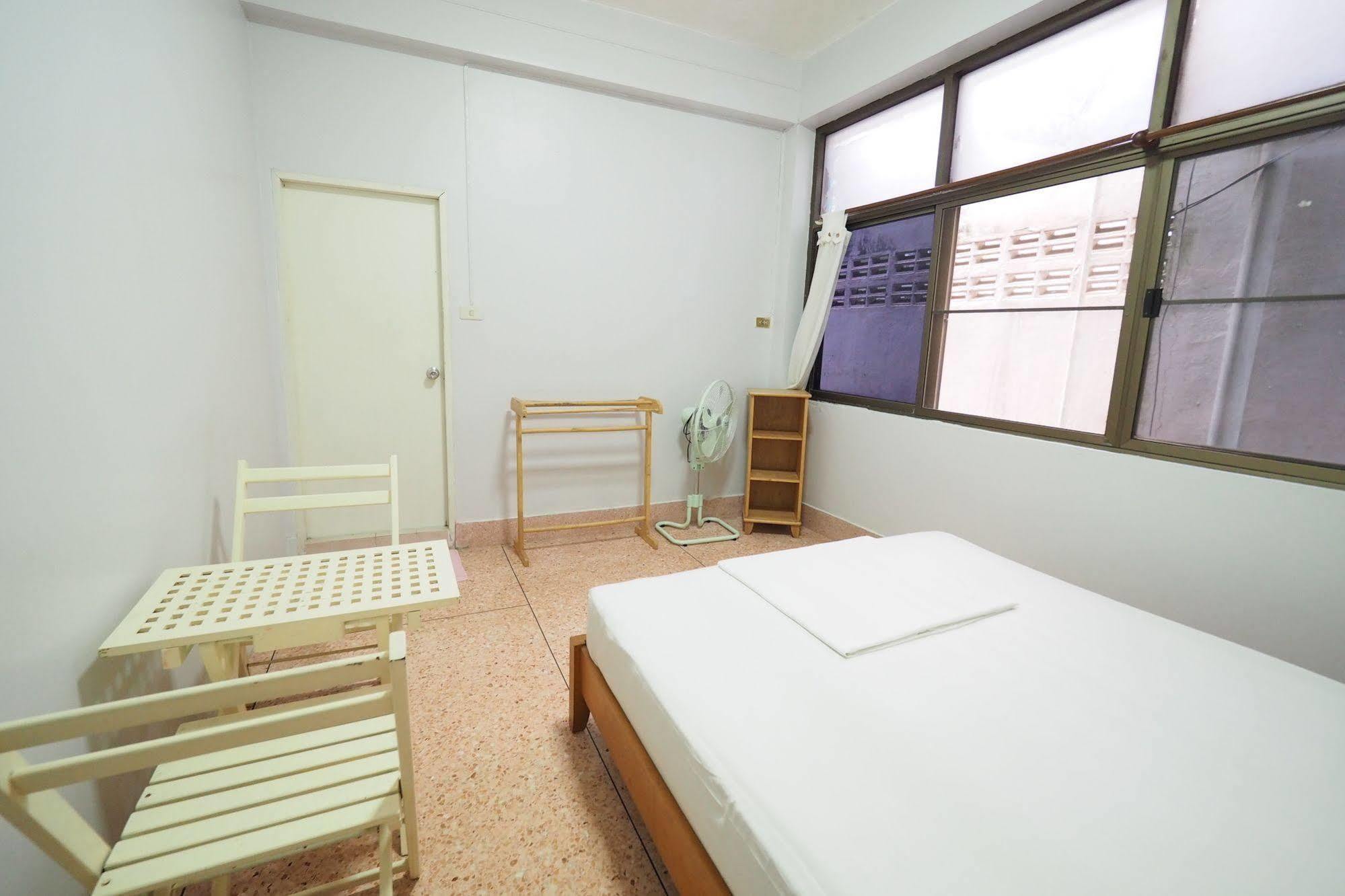 No7 Guesthouse Krabi Bagian luar foto