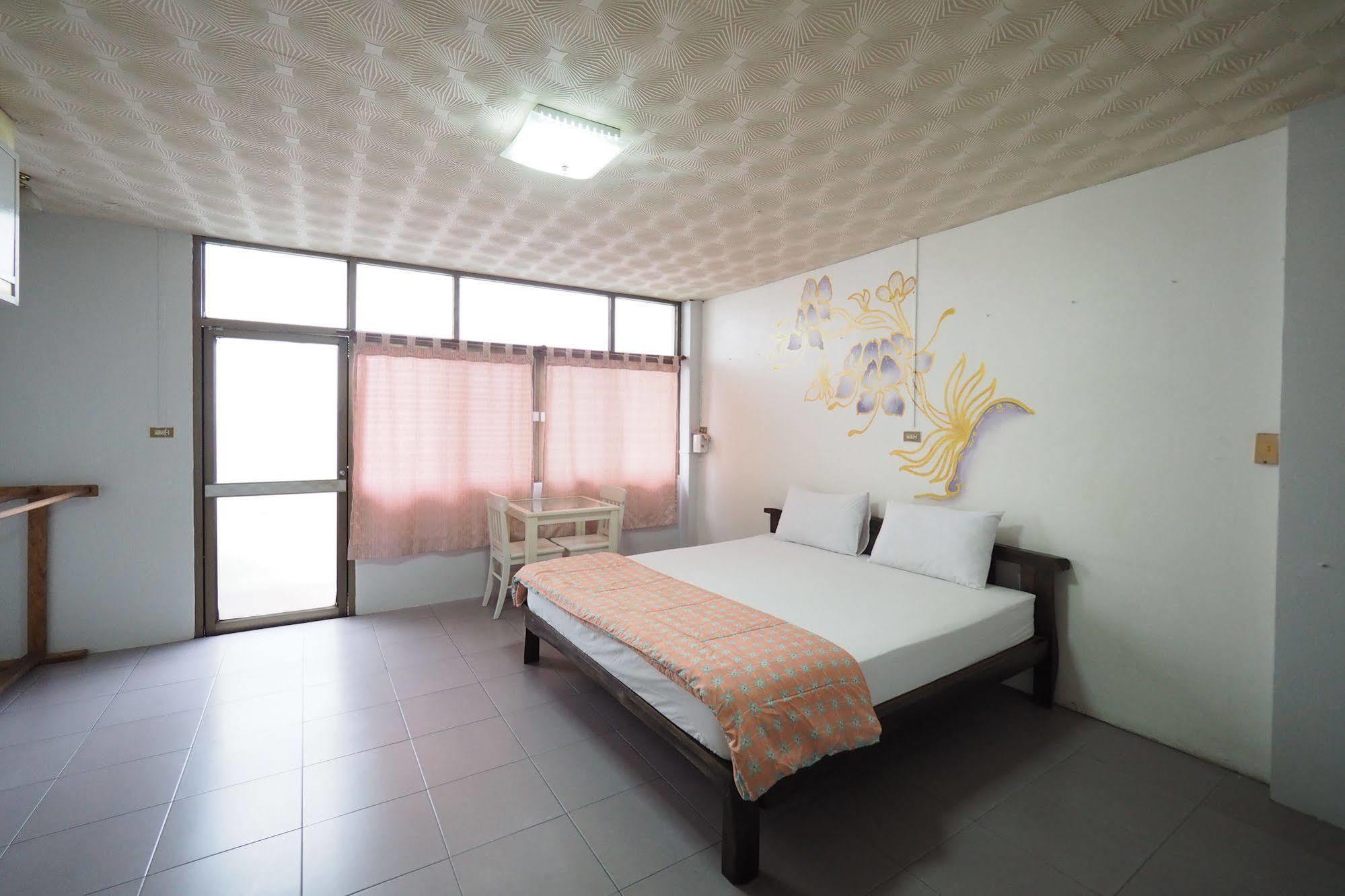 No7 Guesthouse Krabi Bagian luar foto